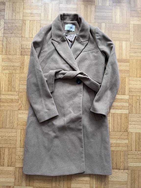 Stradivarius Cappotti: Mantel Stradivarius – Usato da Lupfig venduto da she_vfd6