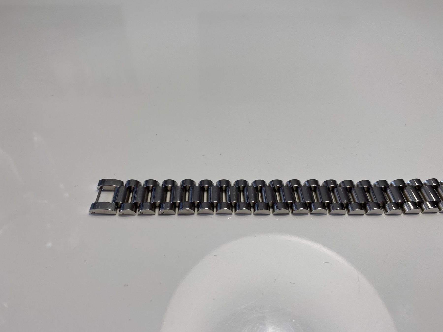 Bracciali & Braccialetti: Bracelet Présidentiel DayDate Acier – Nuovo (secondo la descrizione) da Bottens venduto da 2Lens 2
