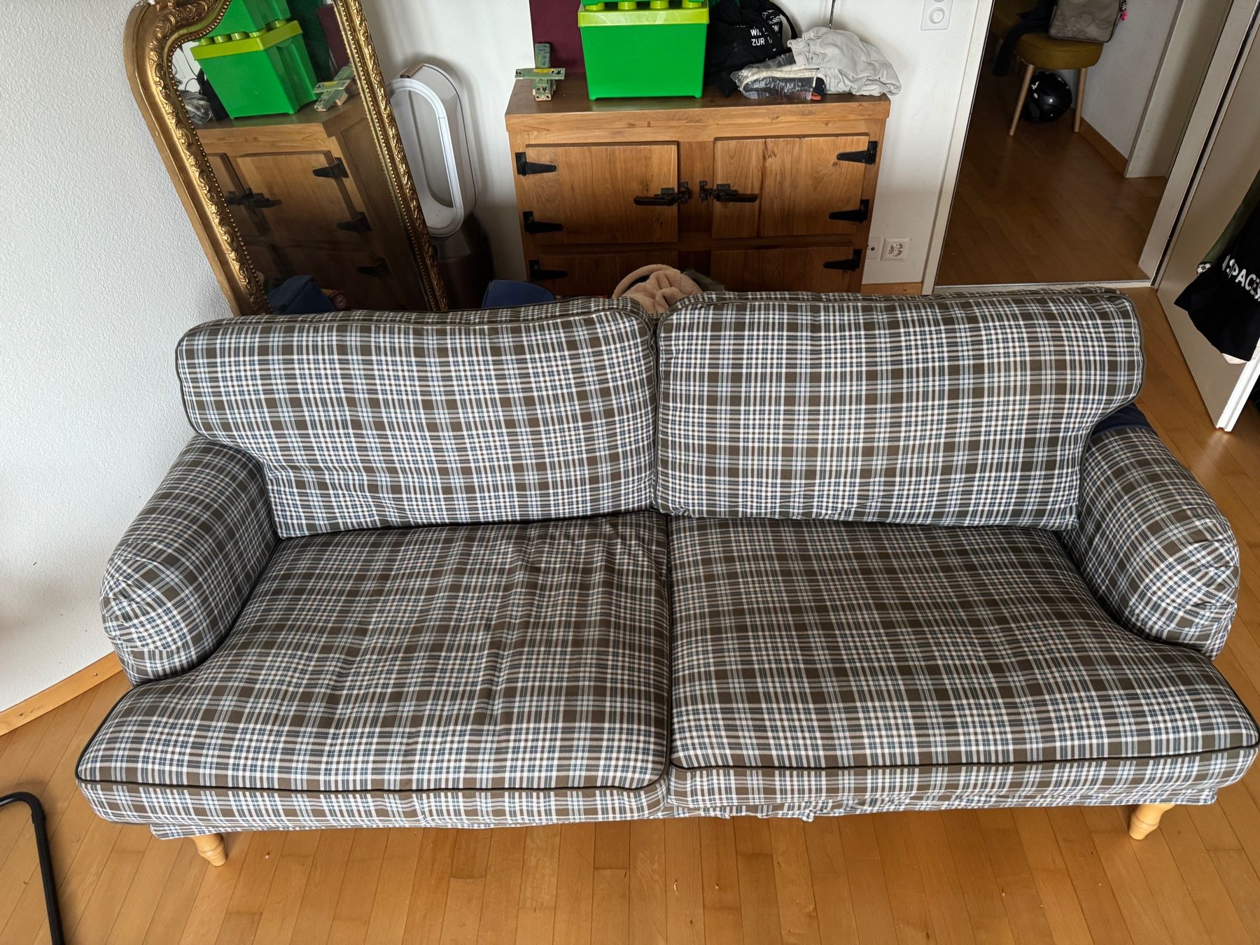 Divani: Schönes IKEA-Sofa – Usato da Zürich venduto da chi_5zwz 2