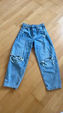 Jeans Hose blau weit geschnitten