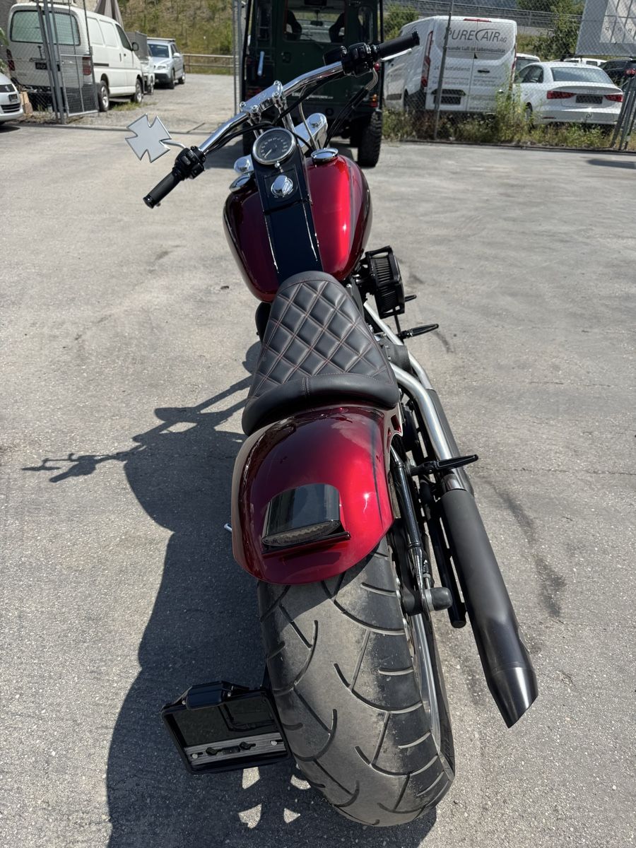 Harley-Davidson Chopper: HARLEY-DAVIDSON SOFTAIL FXSTBI Night Train – Usato da Chur venduto da alt_lwl9 3