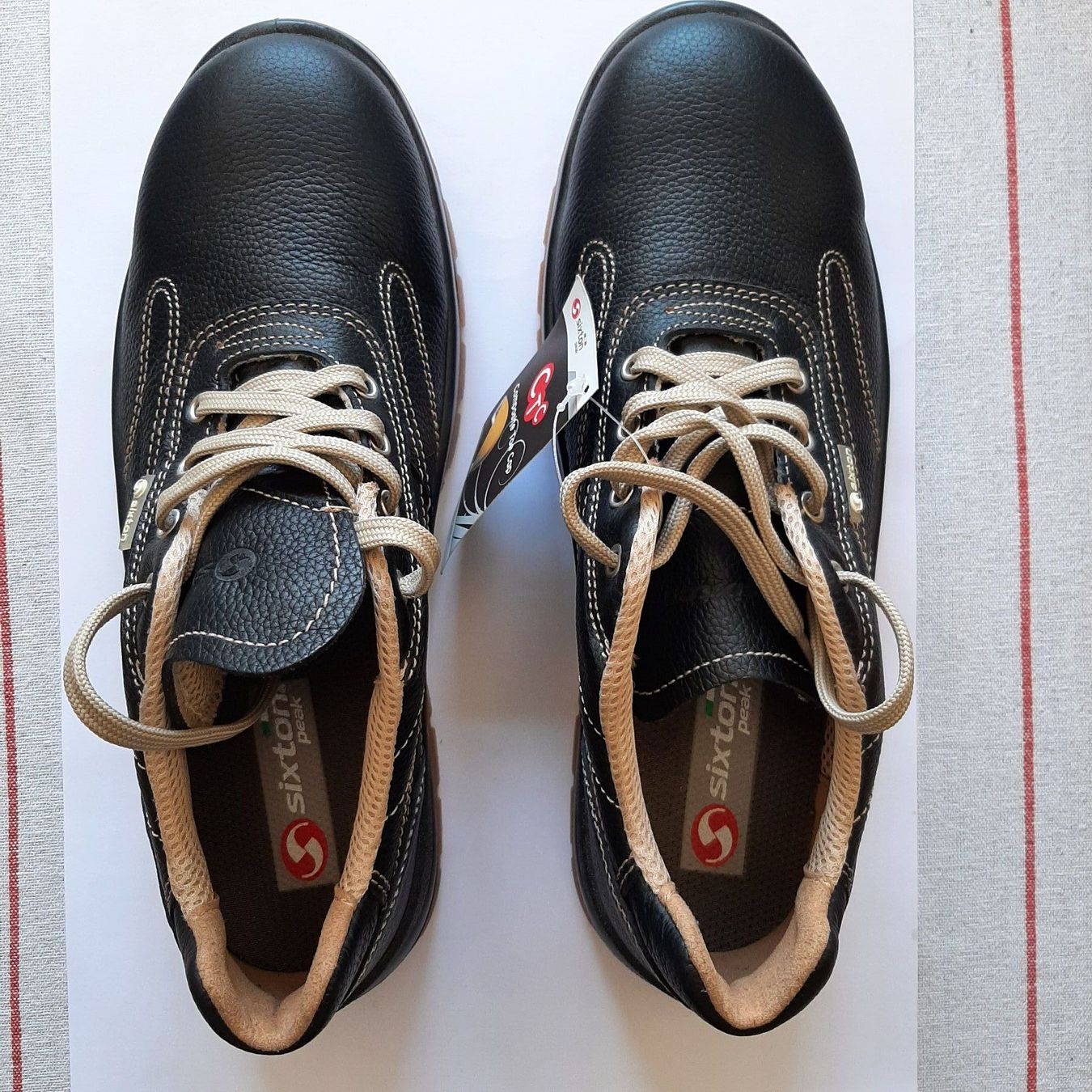 Scarpe da uomo: chaussures de sécurité neuves – Nuovo (secondo la descrizione) da Carouge GE venduto da cecob0909