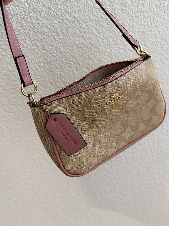 Sacs femmes: Handtasche – Neuf avec emballage d'origine à Spiez par deborahsarahhh 2