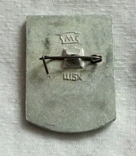 Spille & Fermagli: Soviet Union olimpic 1972 hockey pin – Usato da Osogna venduto da goodthingme 3