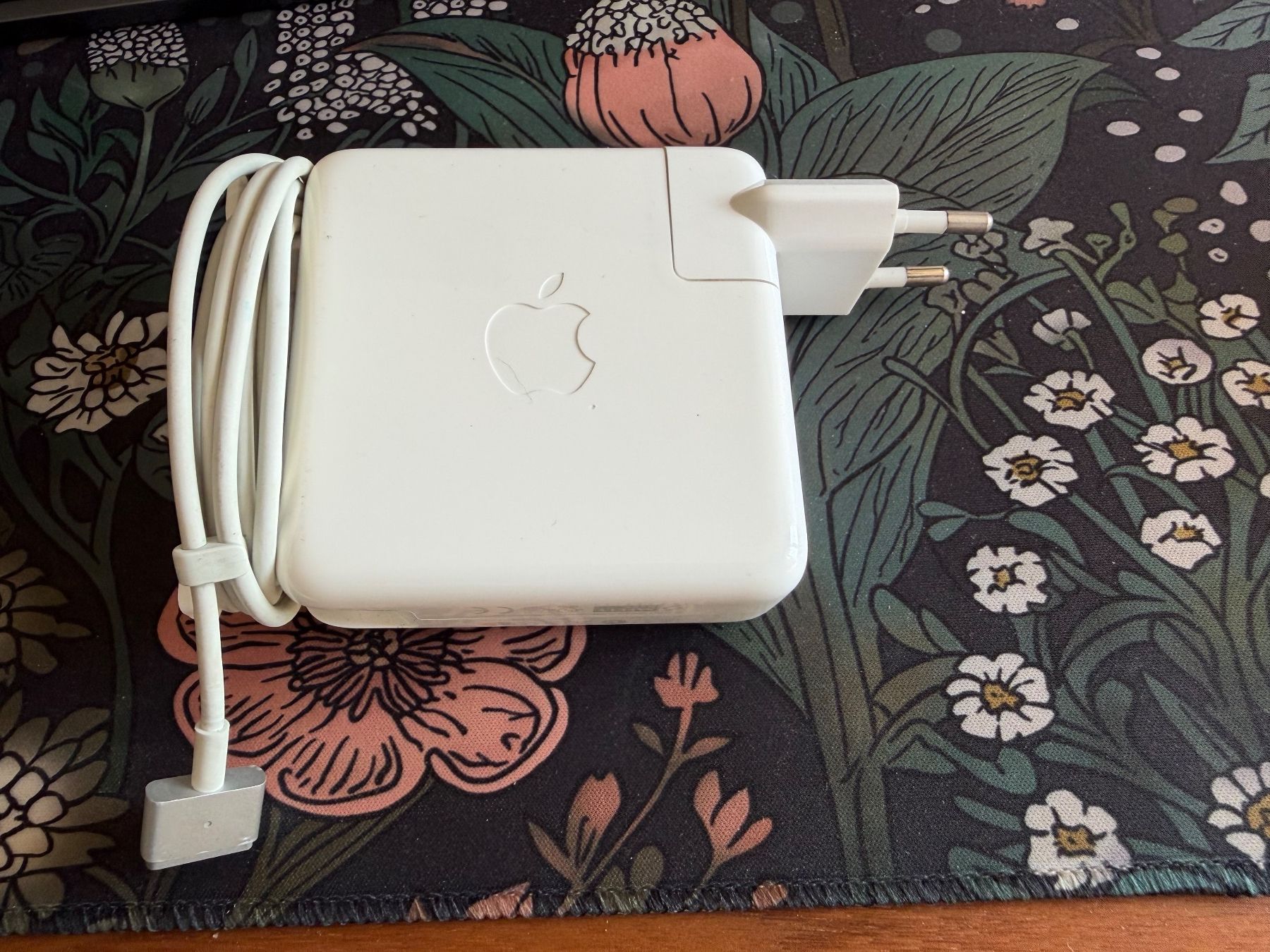 Apple Caricabatterie: Apple MagSafe 2 85w Netzteil - A1424 – Usato da Nidau venduto da mike_seeland