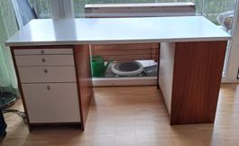Schreibtisch / Pult, weiss und Holz