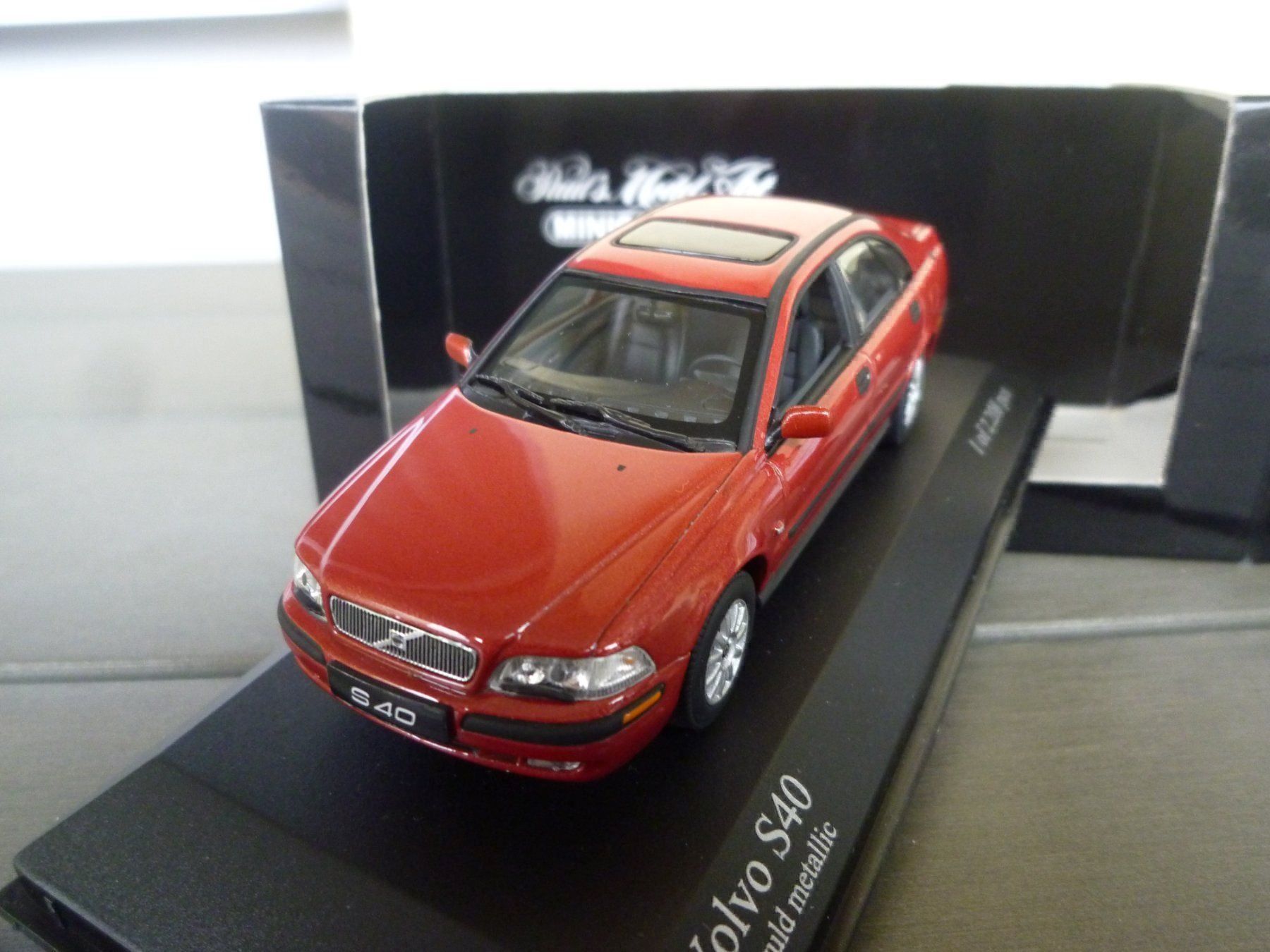 Minichamps Modellini d'auto: Volvo S40 (2000) – Nuovo e nell'imballaggio originale da Flawil venduto da Imperiosud 2