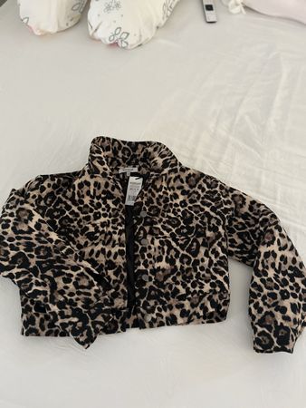 Coole Morgan Stoff Leopard Print Grösse 40 Frühling 202