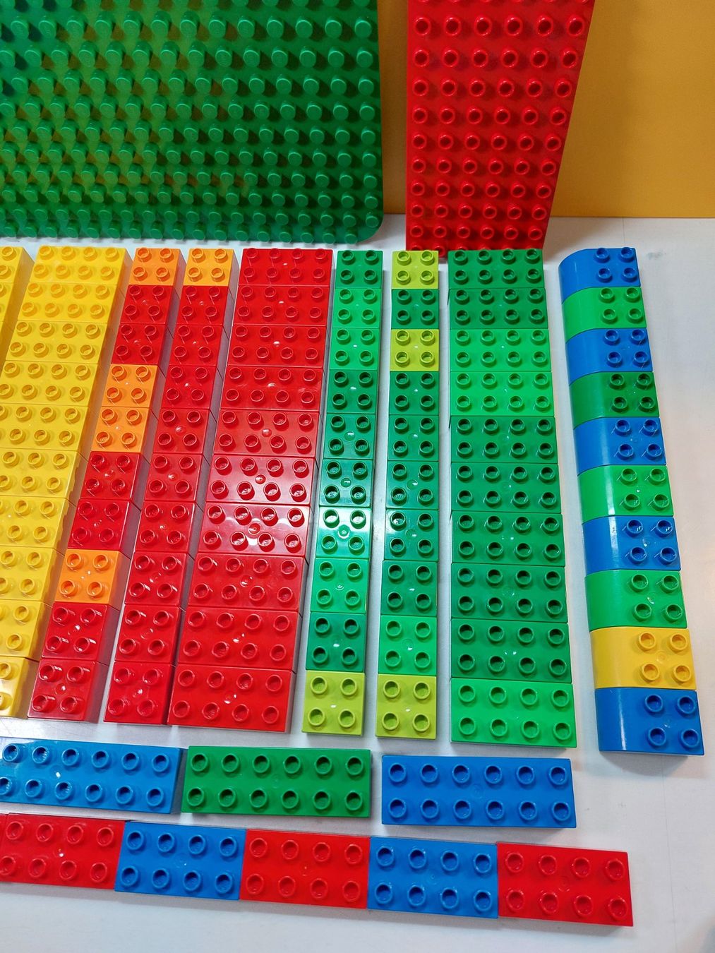 Lego Kit di costruzioni: LEGO DUPLO Grundplatte, 150 Bausteine, 2 Bauplatten – Usato da St.Gallen venduto da TinasBauundSpiel 2