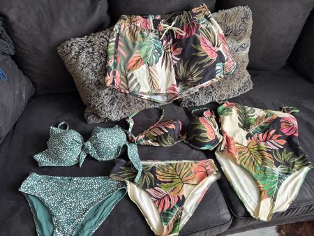 Badebikini/Badeanzug Set neu