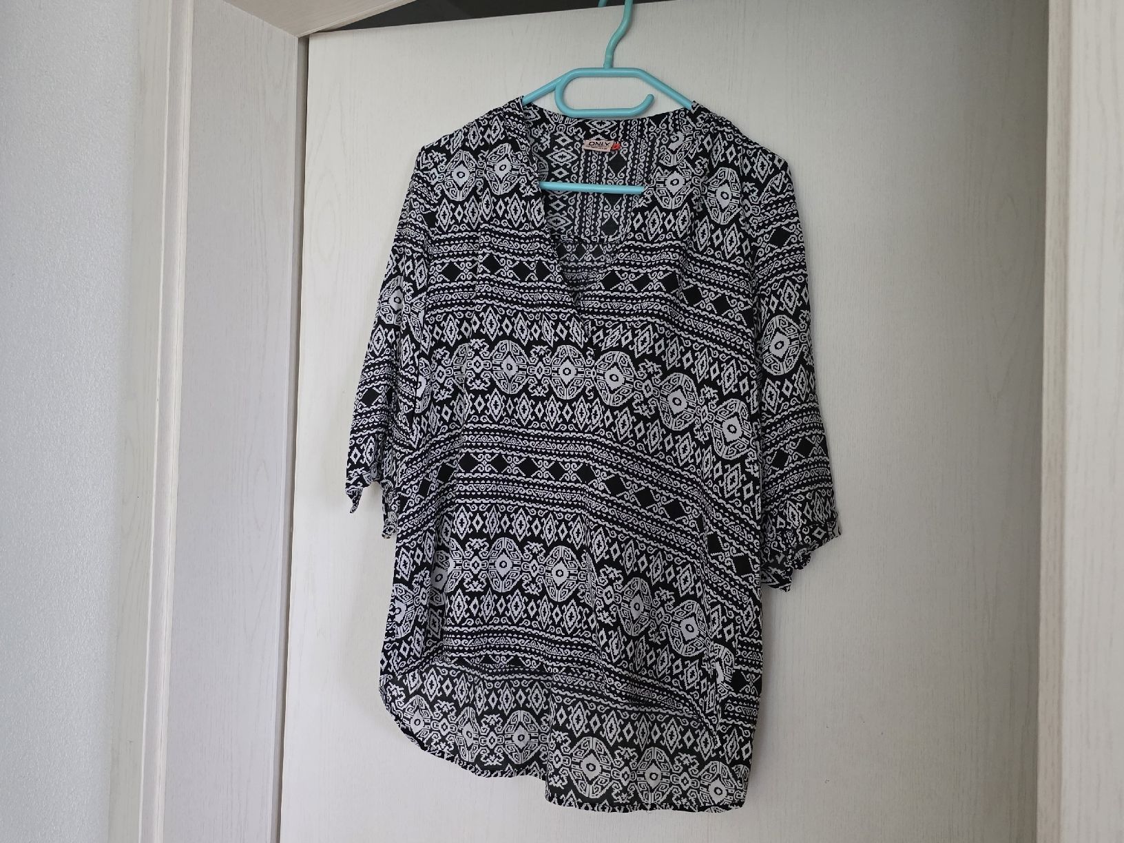 Only Camicette: Bluse von Only, Gr. M, Viskose – Usato da Suhr venduto da andreas_2008 1
