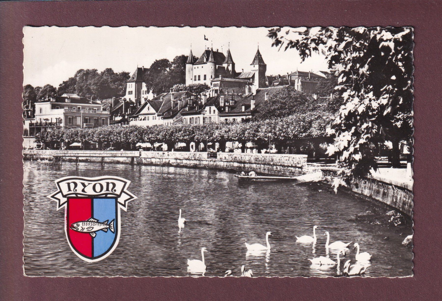 Cartoline postali: NYON - Blason – Usato da Pully venduto da nicecards