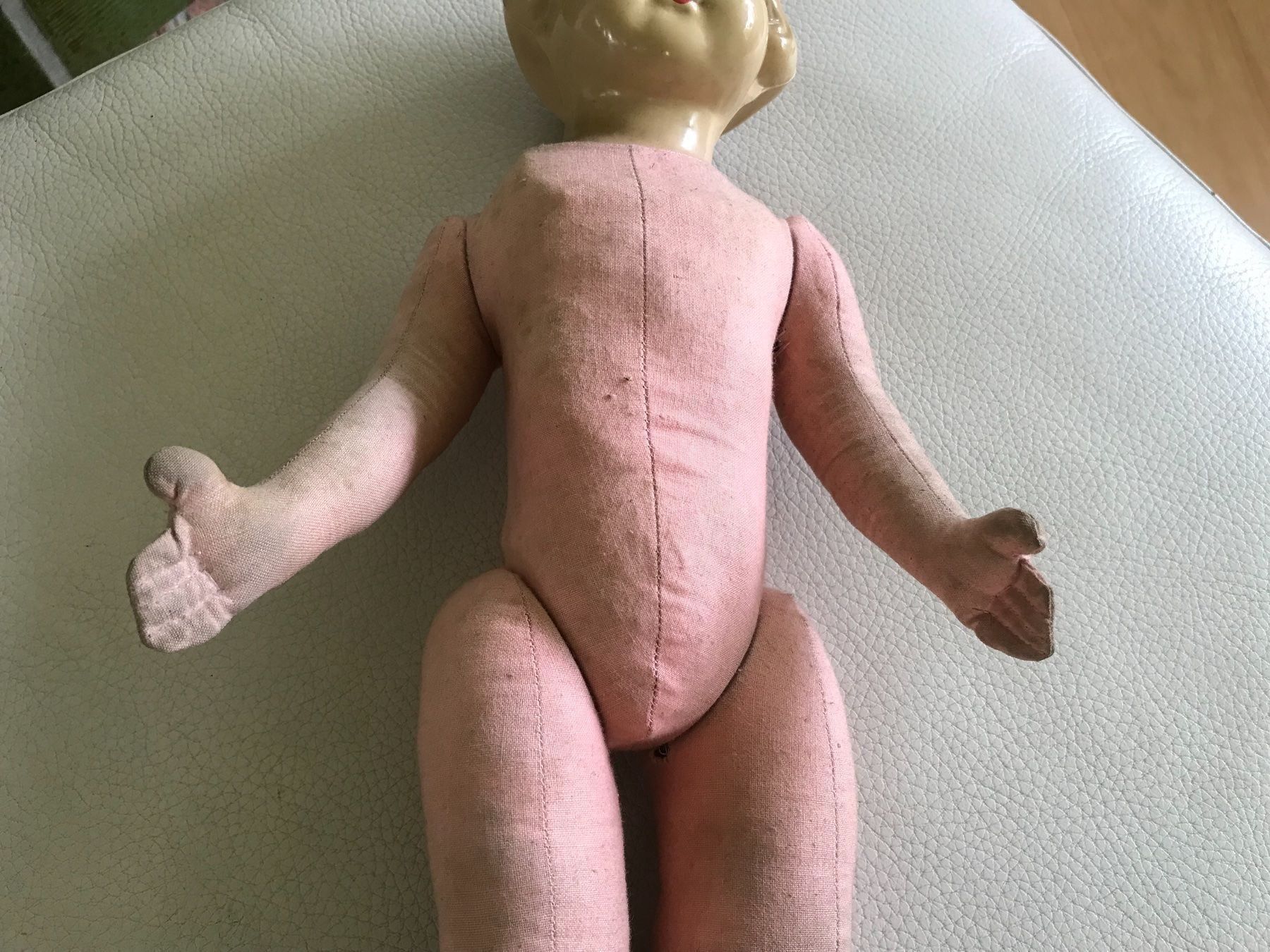 Poupées: Antike Puppe mit Stoffkörper – D'occasion à Hittnau par Noppi 9