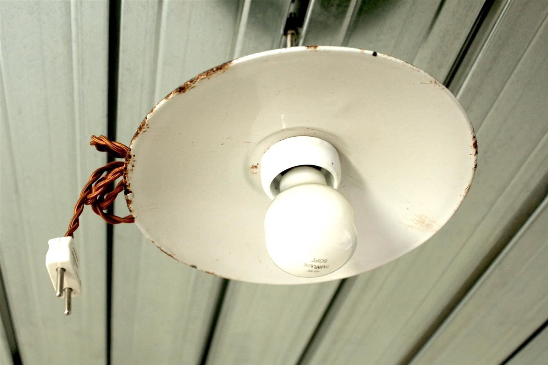 Lampadari & plafoniere: Schlichte Jugendstil DECKENLAMPE mit Emailschirm, um 1910 – Usato da Bern venduto da kultiges 2