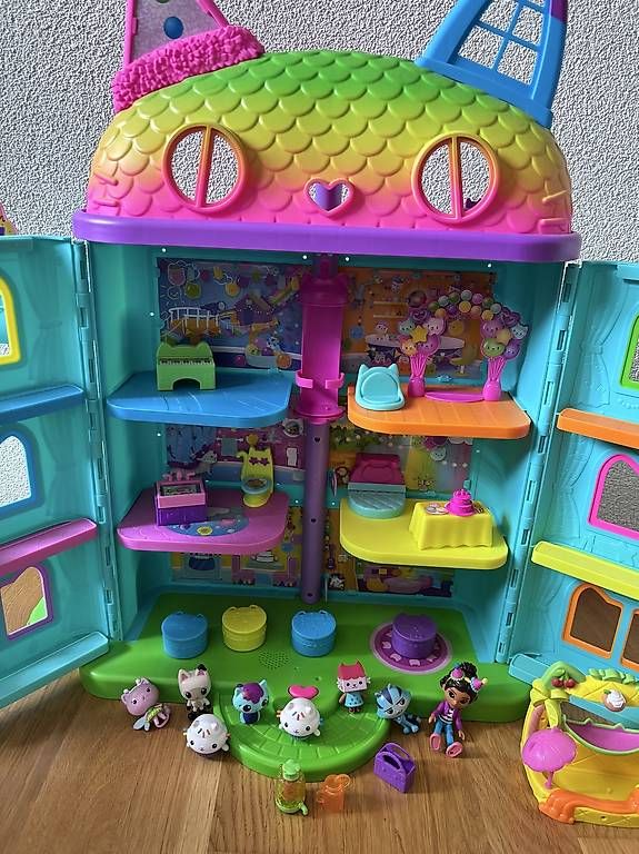 Giocattoli: Gabby's Dollhouse Party – Nuovo (secondo la descrizione) da Herrliberg venduto da Wille5 2