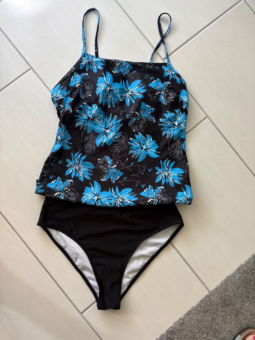 Maillots de bain & Bikinis: Badeanzug Tankini Gr. L – Neuf (Voir description) à Bergdietikon par Utiger55