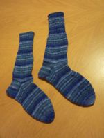 Herrensocken blau/petrol gestreift Gr. 42/43