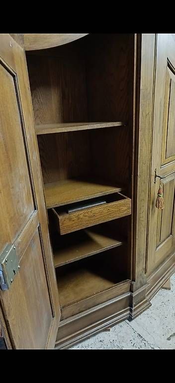 Armadi: Bodenseeschrank Eichenholz – Usato da Allschwil venduto da V_SV_2018 2