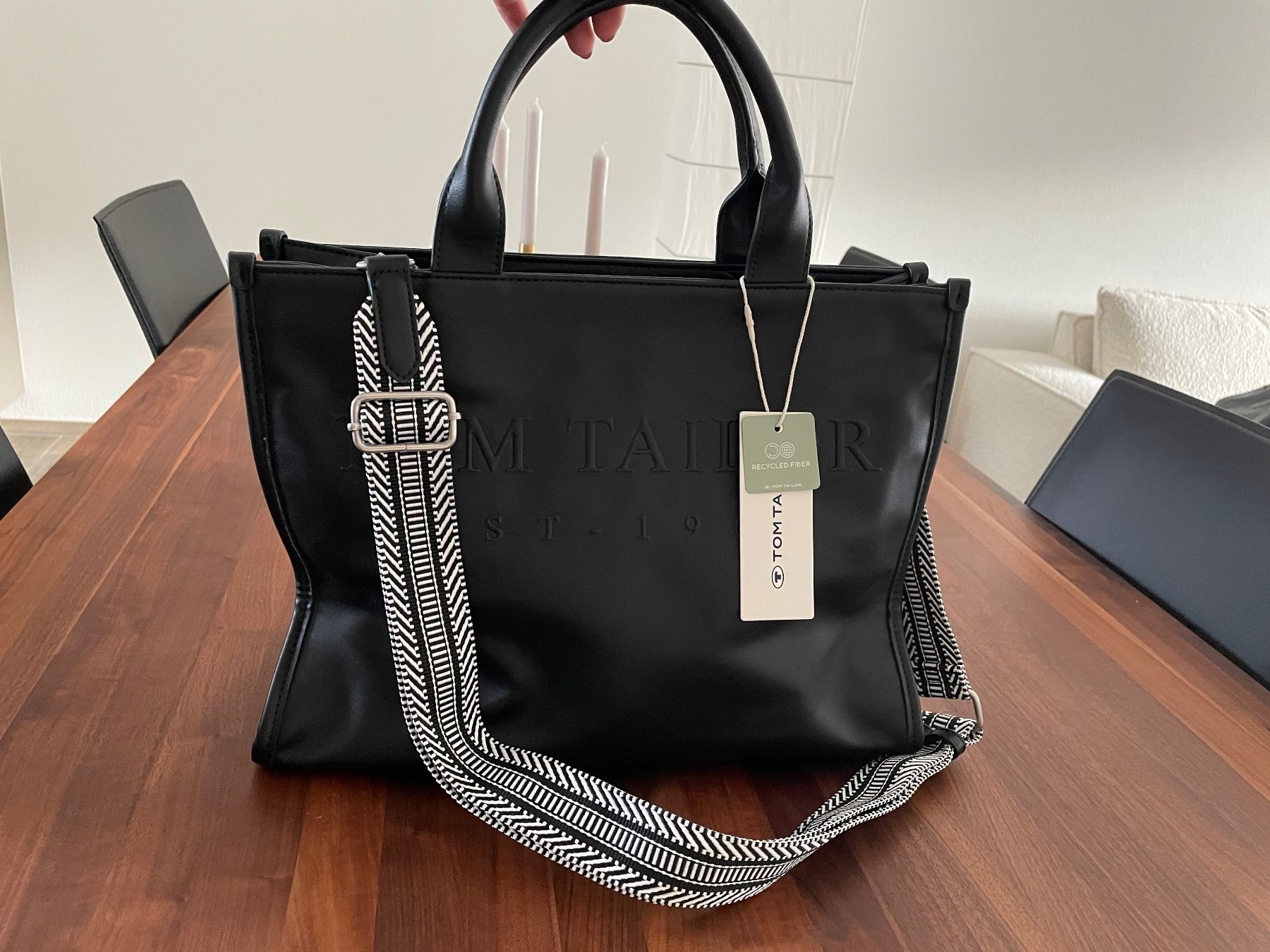 Tom Tailor Borse da donna: Tom Tailor Handtasche - neu mit Etikett – Nuovo e nell'imballaggio originale da Zürich venduto da lor_dqv8 1