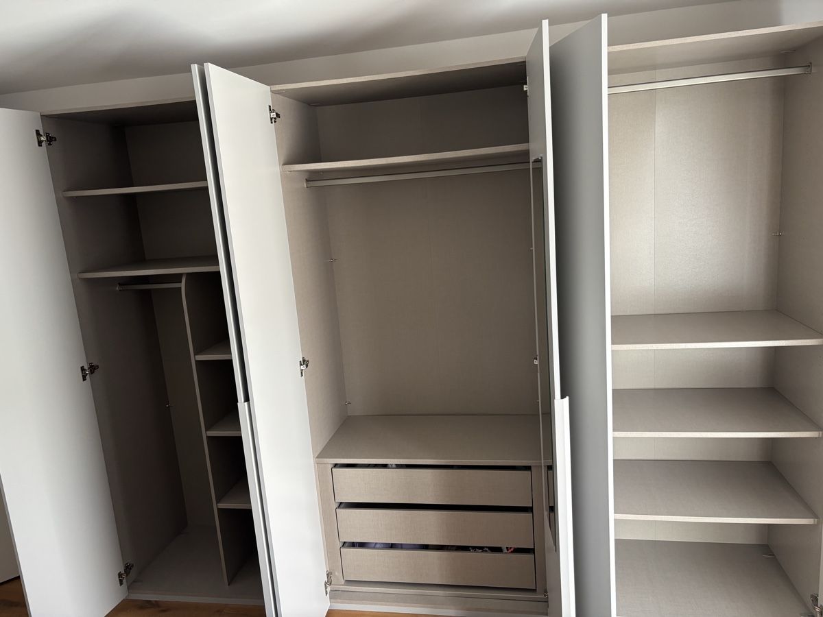 Armoires: Kleiderschrank – Neuf (Voir description) à Aadorf par mar_5527 2