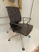 1 von 3 Vitra Meda Stühle Design