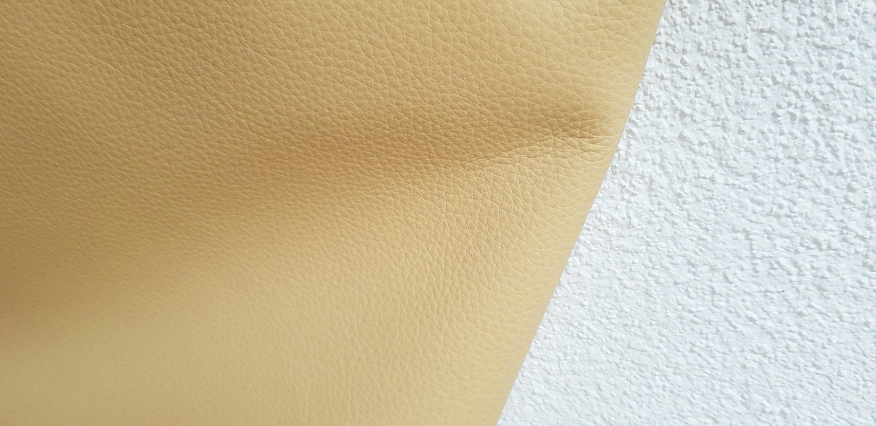 Tissus: Leder vanille Nappaleder A3 Format – Neuf avec emballage d'origine à Menziken par Zyropa 1