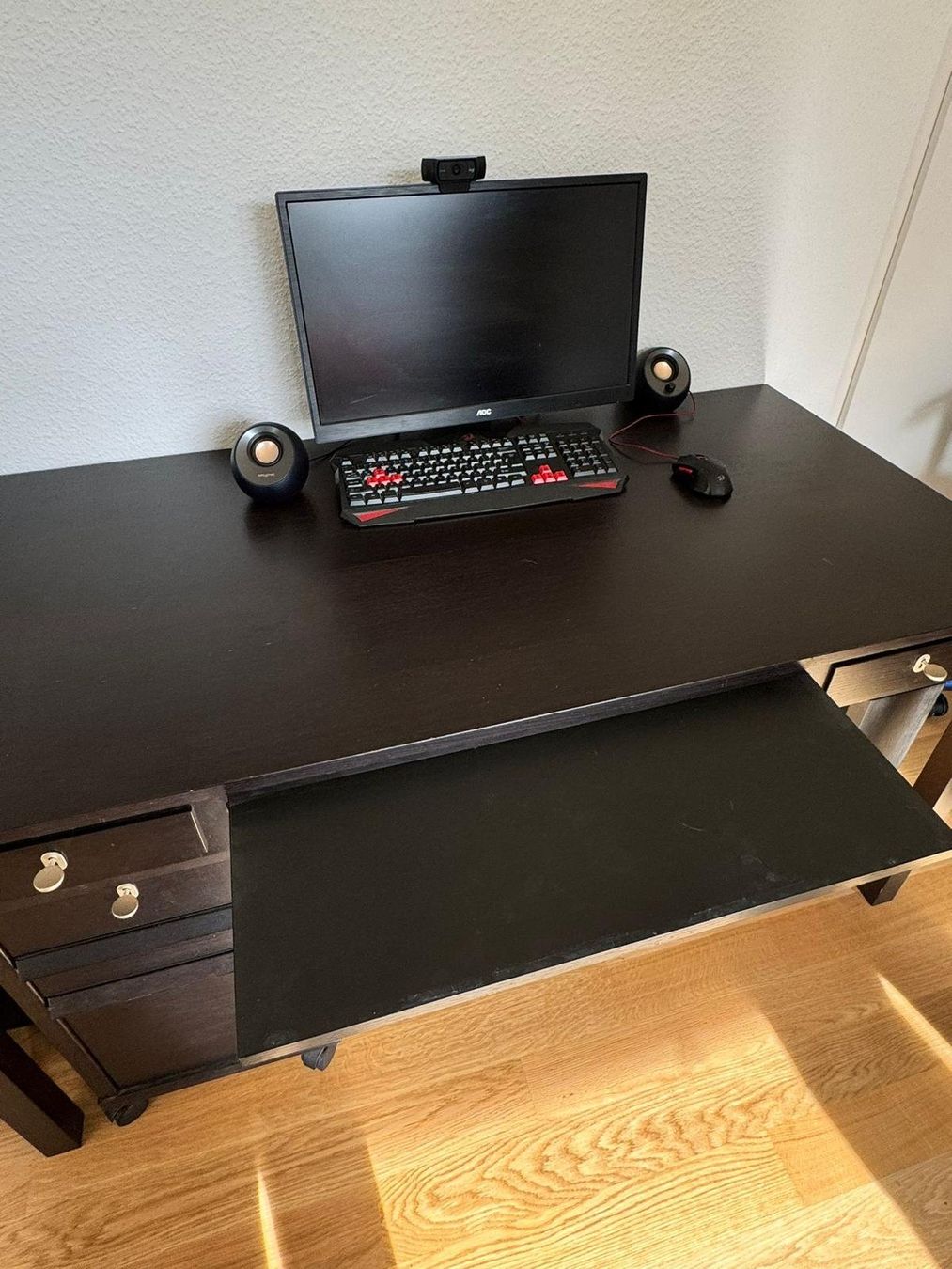 Bureaux: Schreibtisch zu verkaufen – D'occasion à Bassersdorf par mar_qyt5 2
