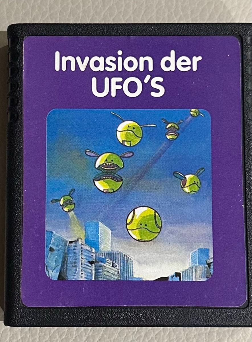 Atari Spiele: Invasion der UFOs für Atari 2600 – Gebraucht aus Kestenholz von Matti_10