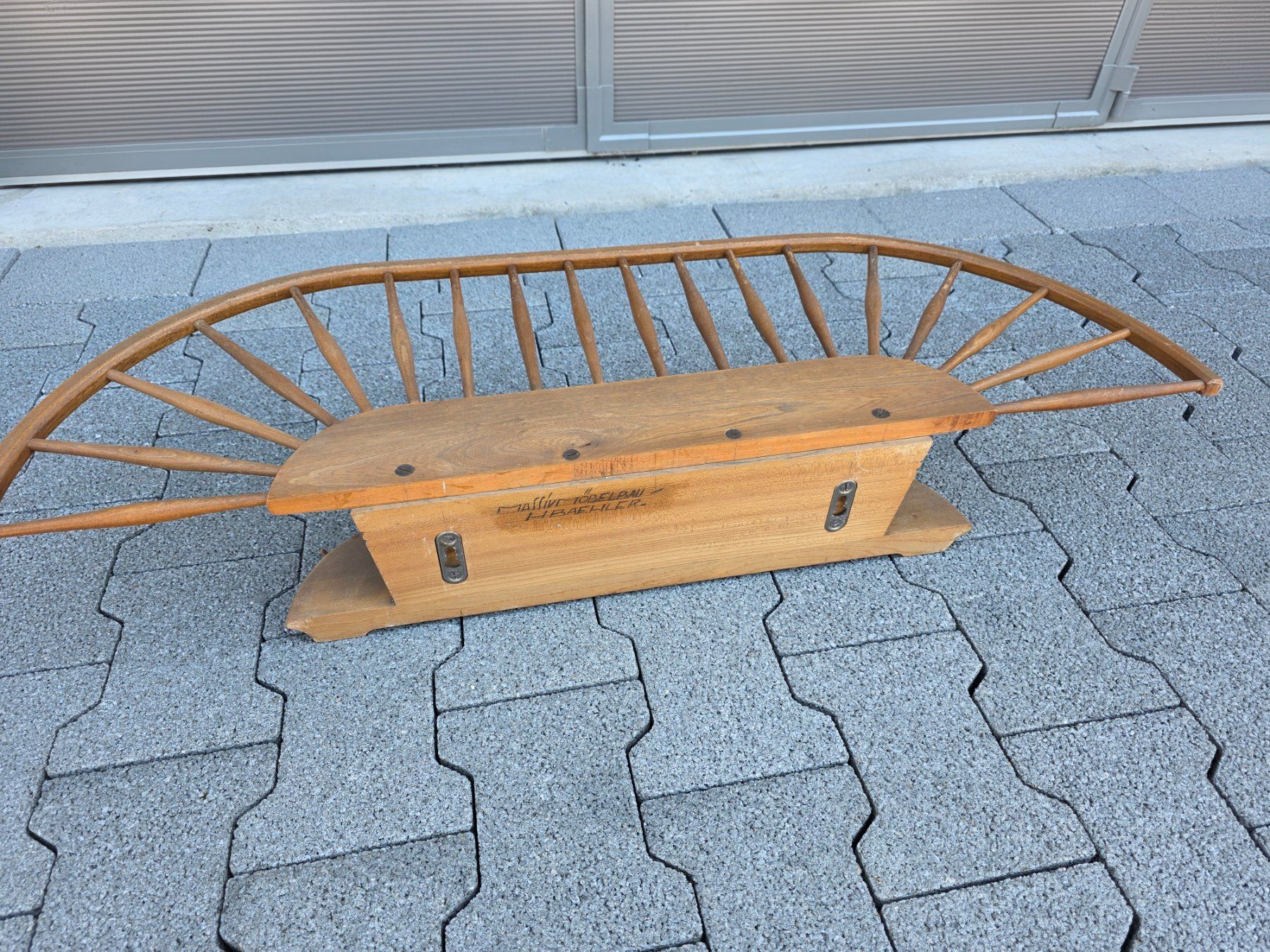 Guardaroba: Vintage Holz Handwerk Garderobe – Usato da Walterswil BE venduto da Lonitti 1