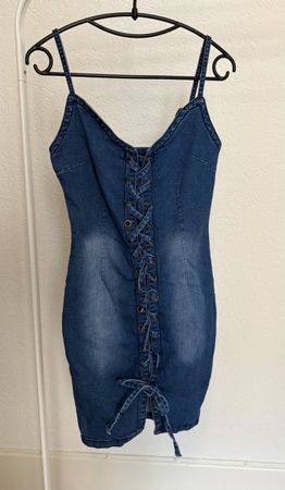 Robe bleu jeans laçage Califashion, t.36/S