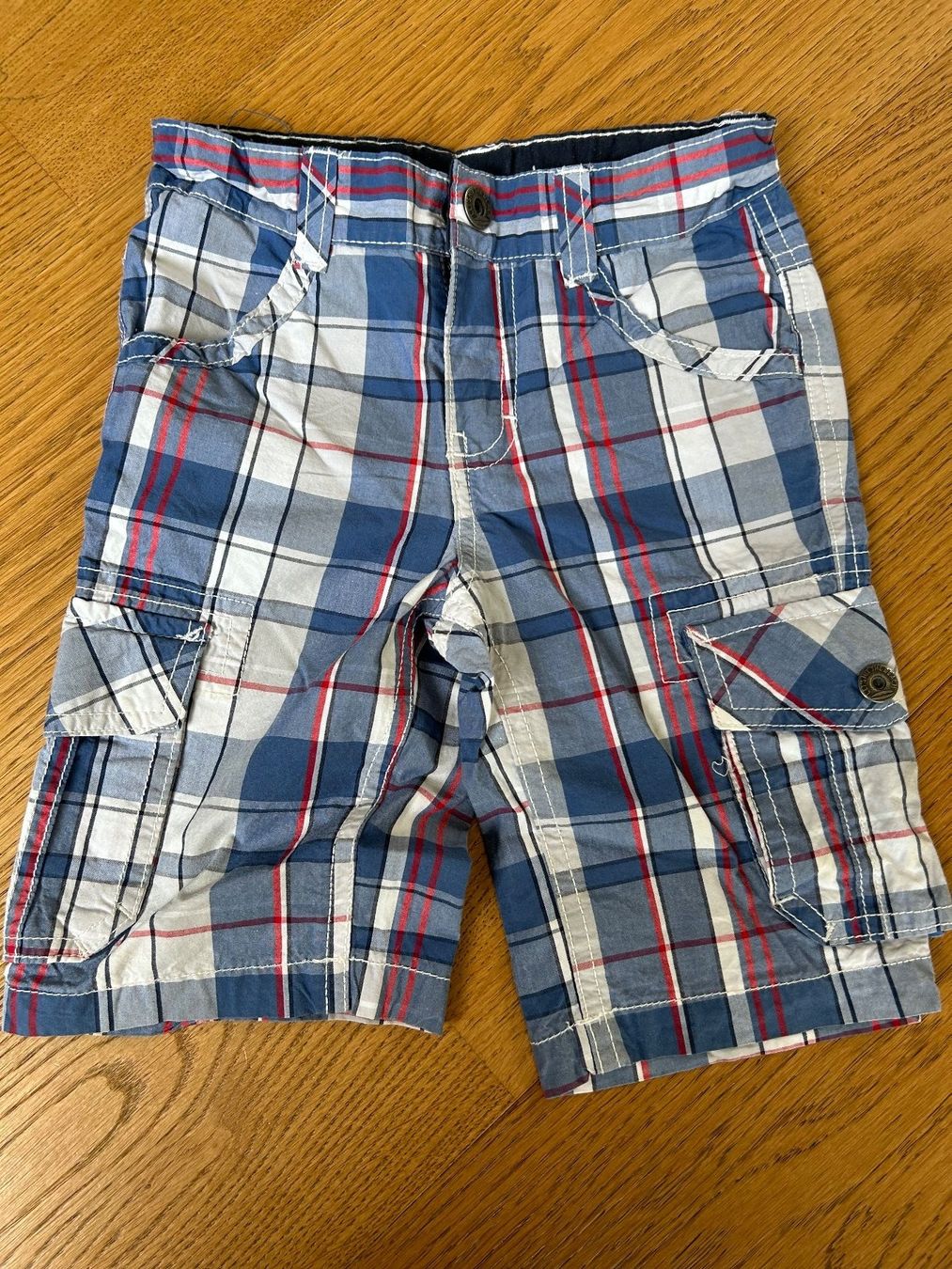 Pantaloni: 2 Shorts Gr. 98/104 – Usato da Rothrist venduto da szc_9dg5 6