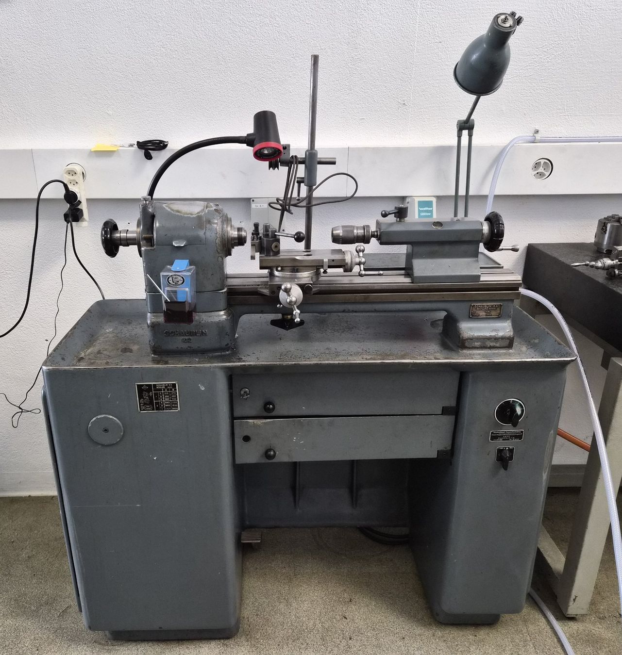 Schaublin Tutte le macchine: Tour SCHAUBLIN 102 W25 – Usato da La Chaux-de-Fonds venduto da Bretelle