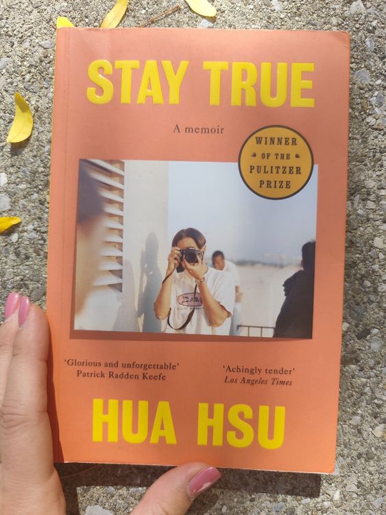 Hua Hsu Stay True: A Memoir, Pulitzer Prize Winner 🏆 (Gebraucht) in Othmarsingen für CHF 3.5 ...