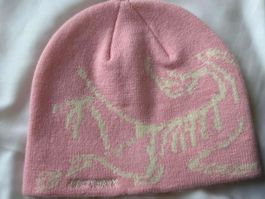 Rosa Arc’teryx Beanie/ wie Neu