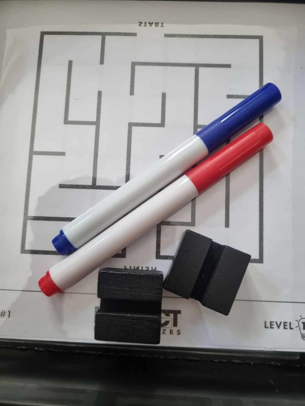 Spiele: Reflect Mirror Mazes, jeu de société Professor Puzzle – Gebraucht aus Fribourg von jarmilka 5