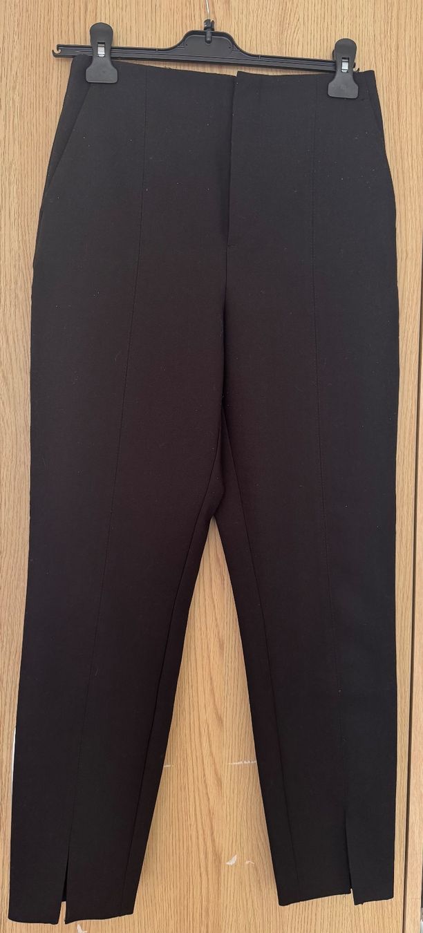 Mango Pantalons: Stoffhose – D'occasion à Basel par cey_ns7g