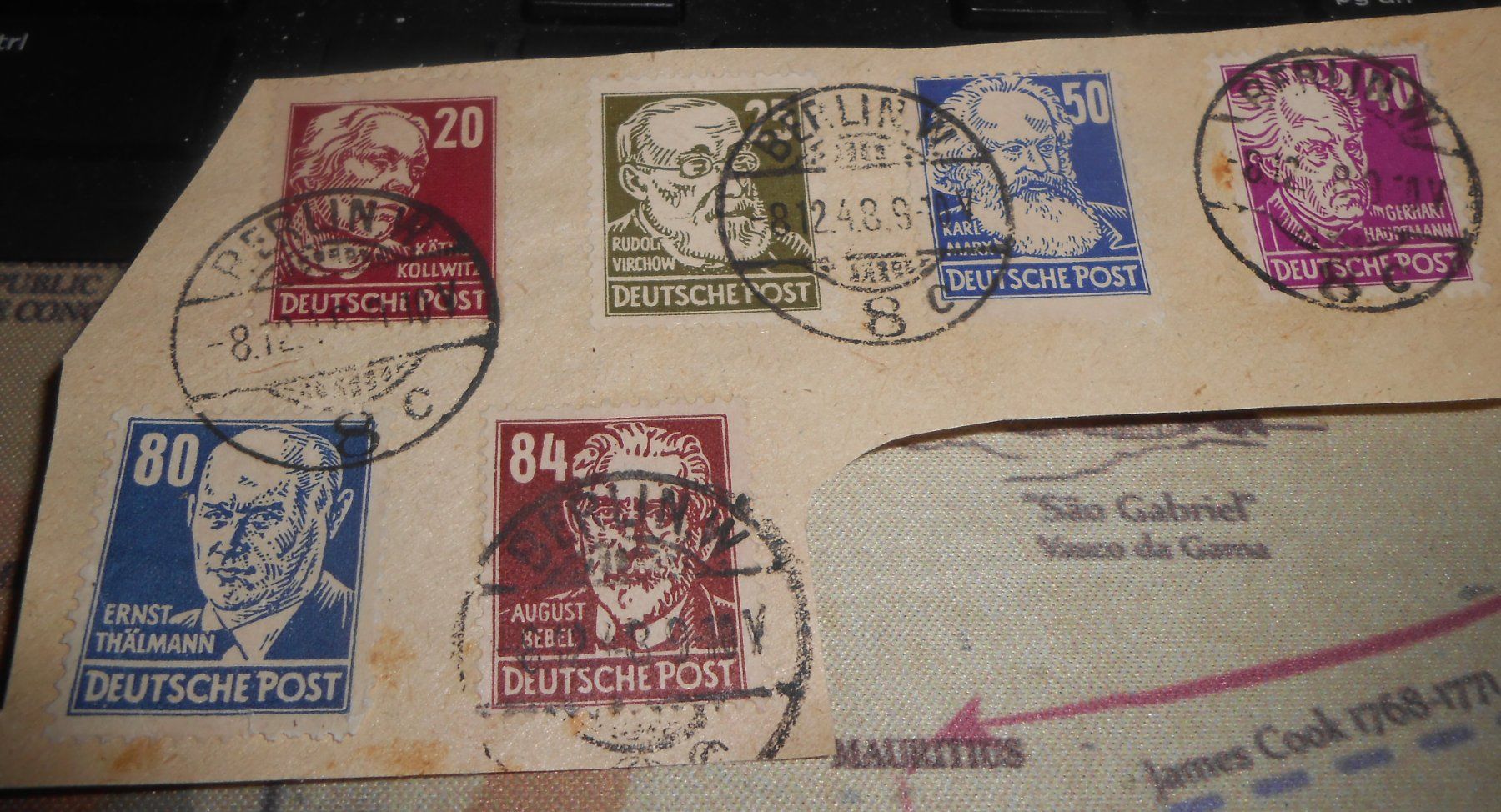 Alle Briefmarken: Briefmarken Set Deutsche Post mit Porträt-Motiven – Gebraucht aus Basel von Javer