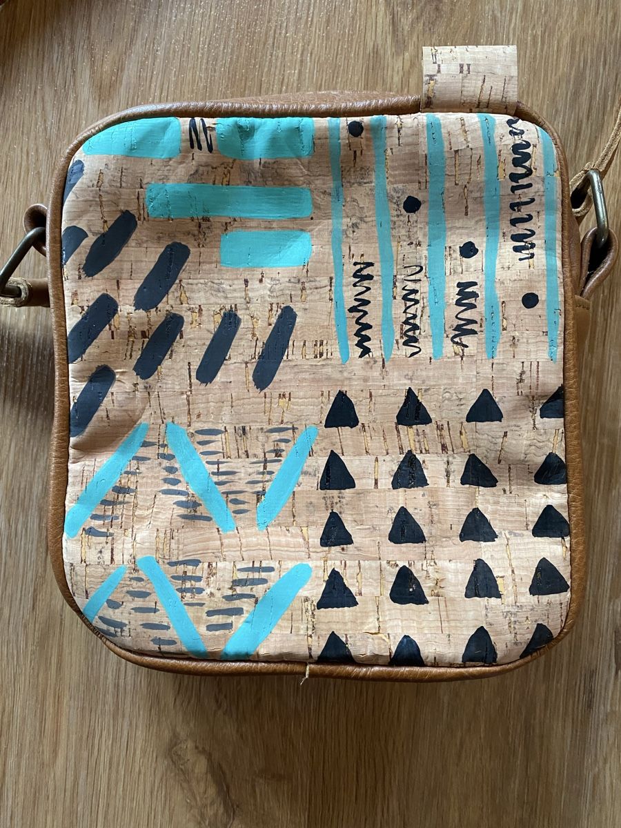 Taschen für Damen: Stylische Handtasche Korkleder, neu – Neu (gemäss Beschreibung) aus Matten (St. Stephan) von pippi1angstrumpf 1
