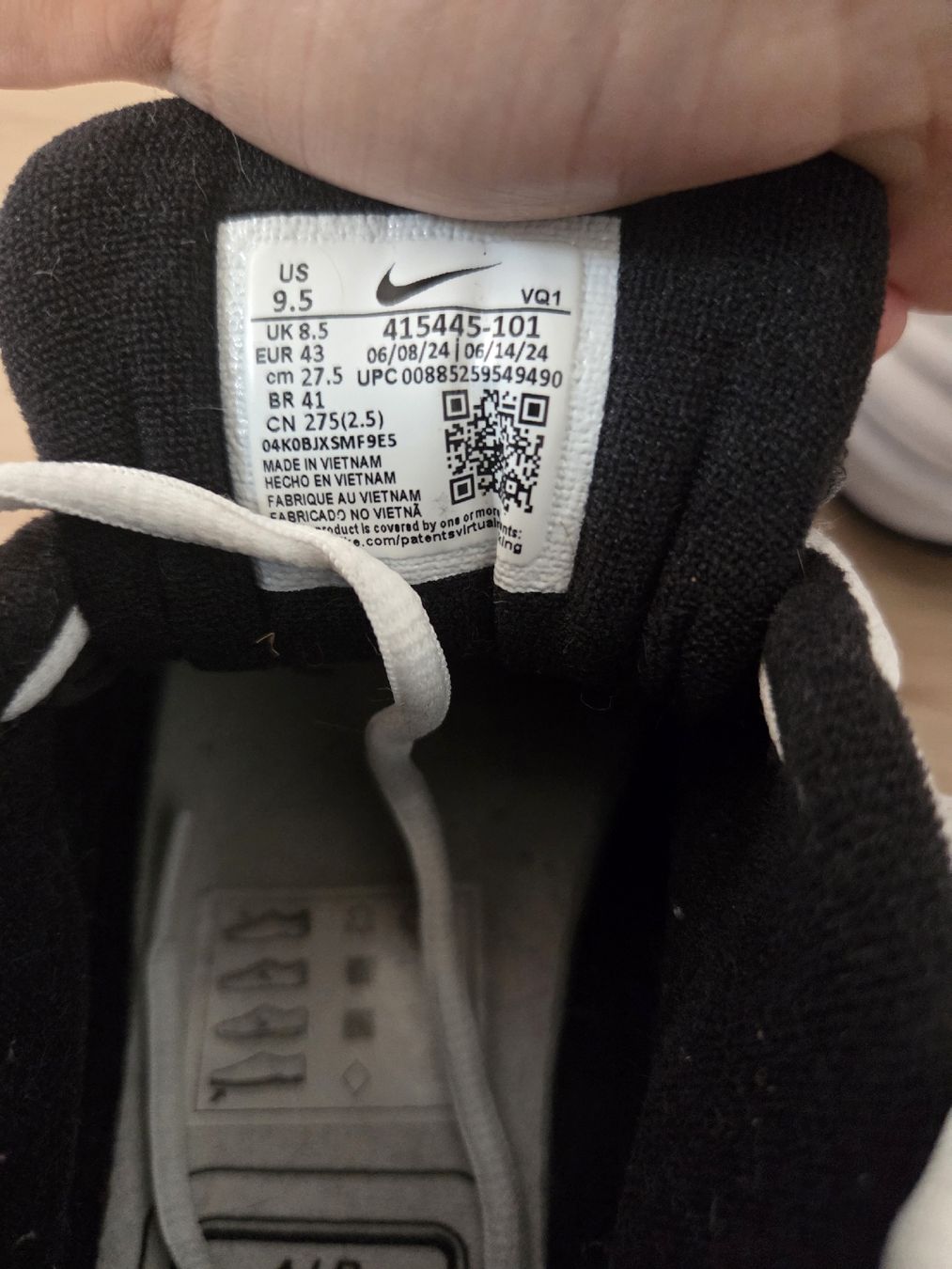 Scarpe da uomo: Nike air Monarch – Usato da Tramelan venduto da mic_5lzm 3