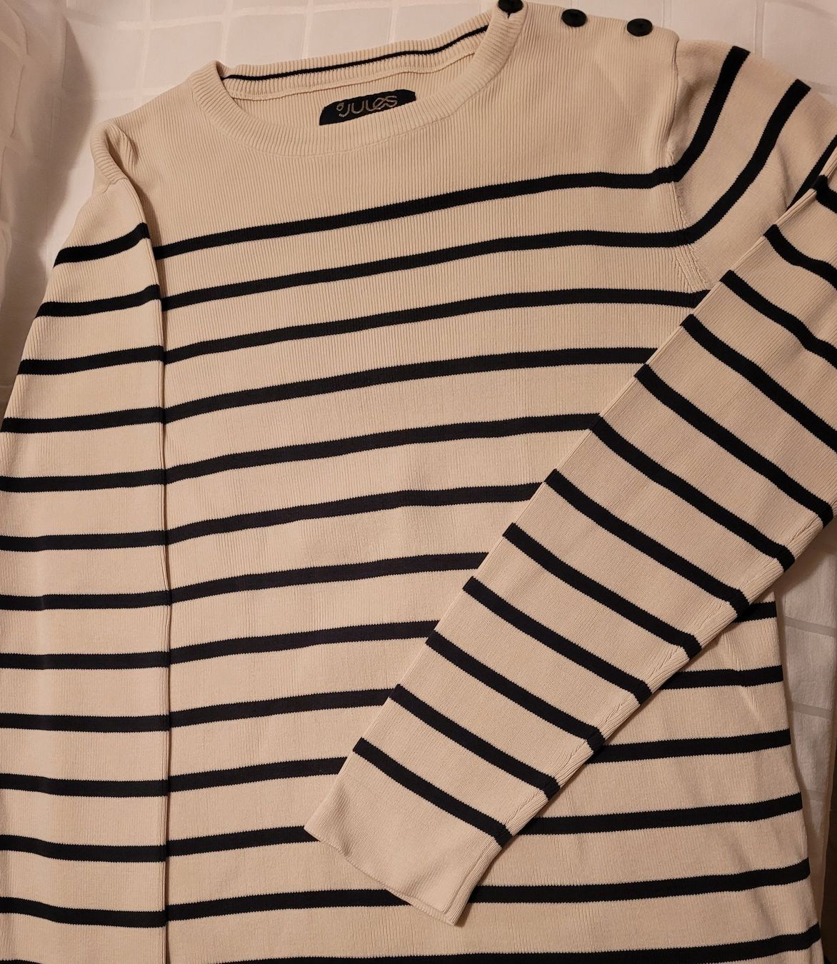 Pulls & Sweat-shirts: Streifenpulli in maritimem Look von JULES – D'occasion à Oberuzwil par rtr_wp6m 1