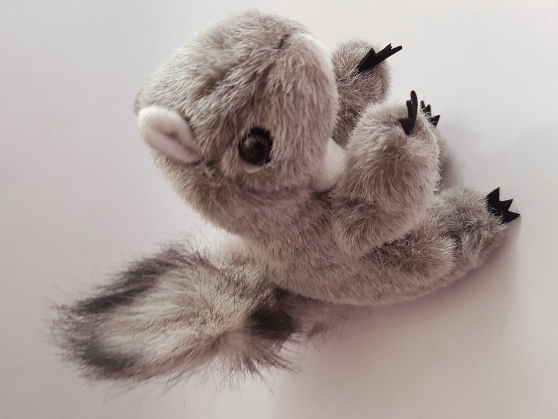 Bambole: FOLKMANIS: Fingerpuppe Eichhörnchen  / NEU – Nuovo e nell'imballaggio originale da Dürrenäsch venduto da Didaedi