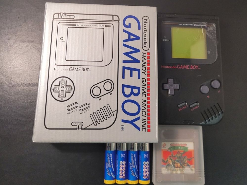 Gameboy Classic "Special Edition" + Ninja Turtles Kaufen auf Ricardo