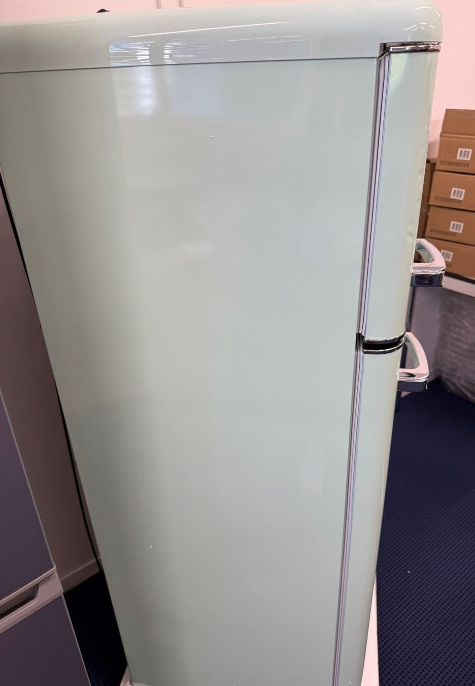 Frigoriferi: KS3777-4 GR Kühlschrank – Nuovo (secondo la descrizione) da Wängi venduto da SPCSHOP 2