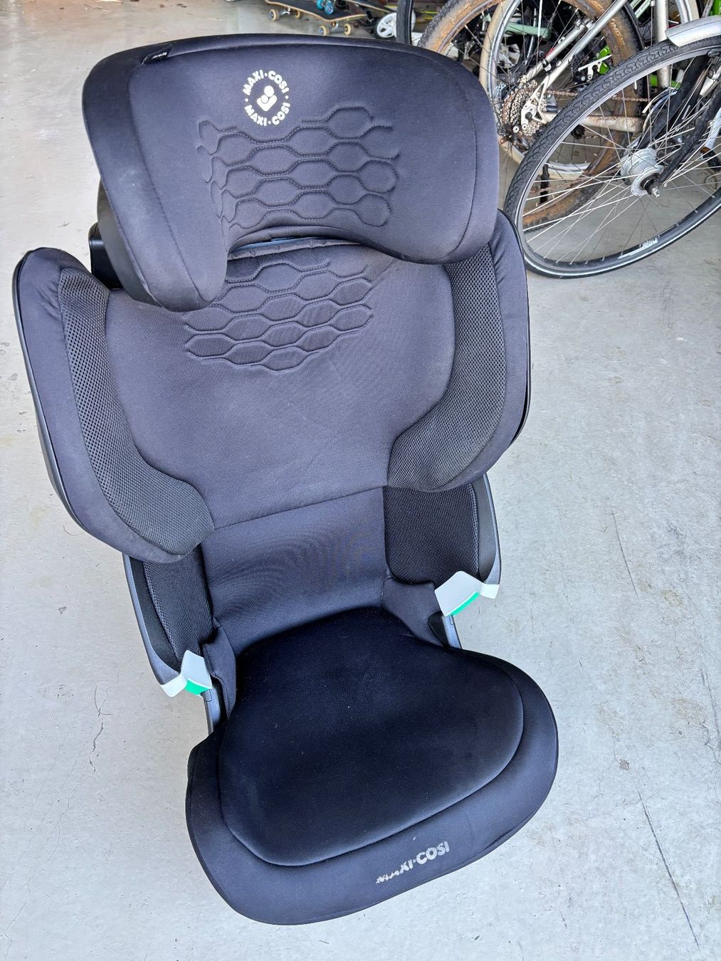 Maxi-Cosi Seggiolini per auto: Maxi-Cosi I-Size Autositz, Schwarz, Kinder – Usato da Gipf-Oberfrick venduto da cocoyoc 3