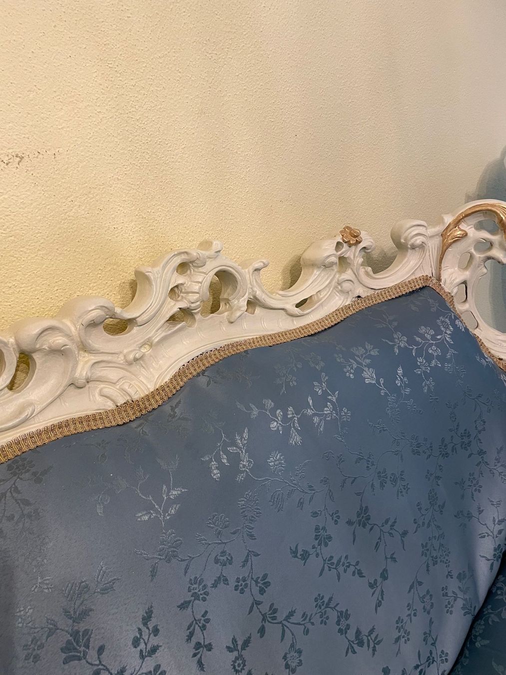 Divani: Antikes Venezianische barock Polstergarnitur – Usato da Gretzenbach venduto da Meluccio 2