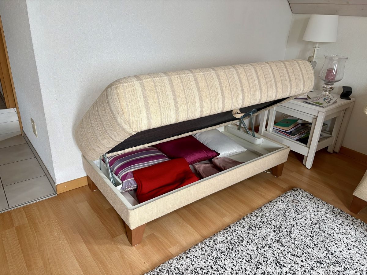 Sofas: Sofa klassisch Stoff – Gebraucht aus Horgen von Pgnehm 4