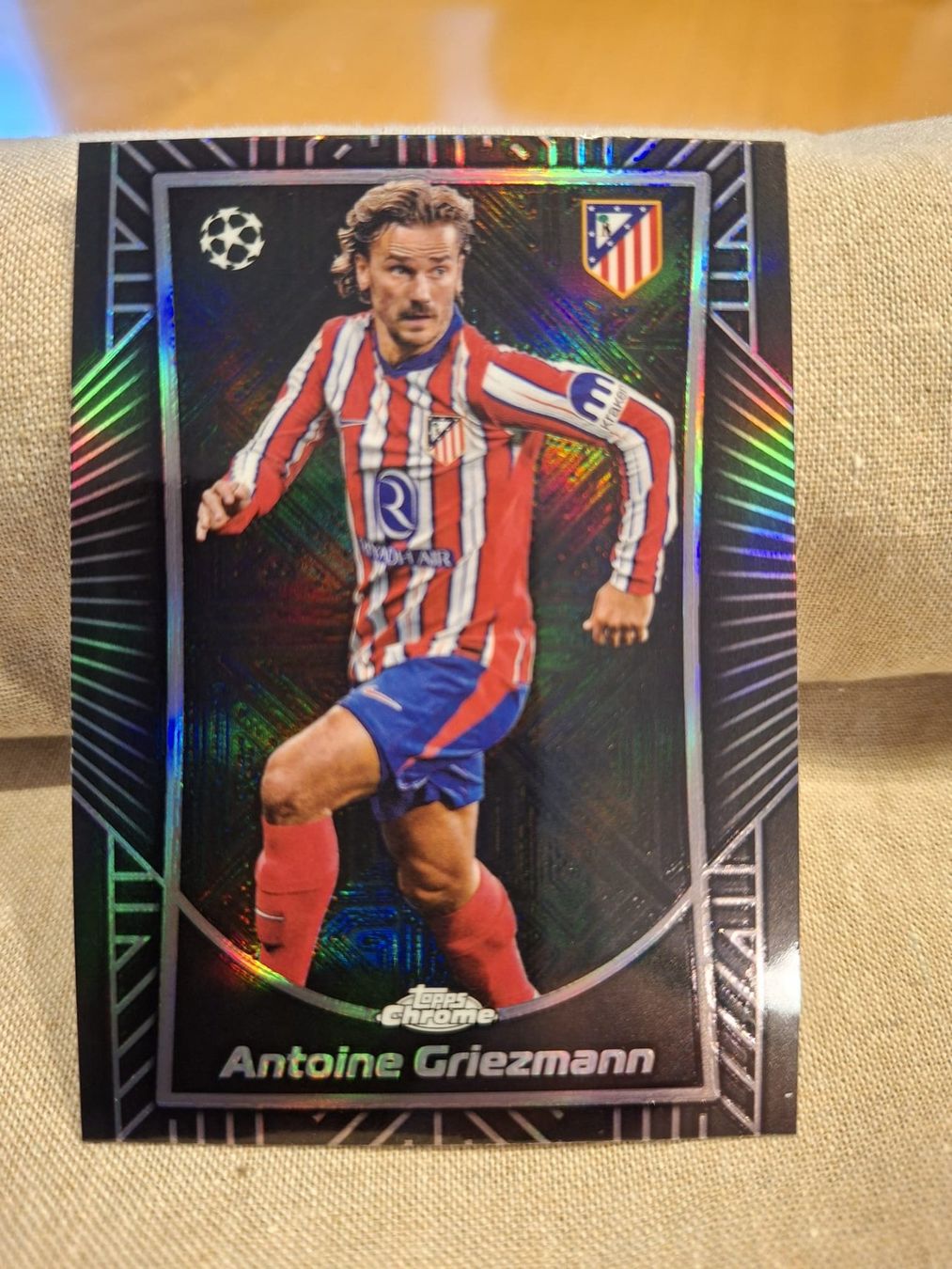 Topps Carte collezionabili: Topps Chrome 2024/25 Antoine Griezmann Shadow Etch – Usato da Stallikon venduto da Pamircors