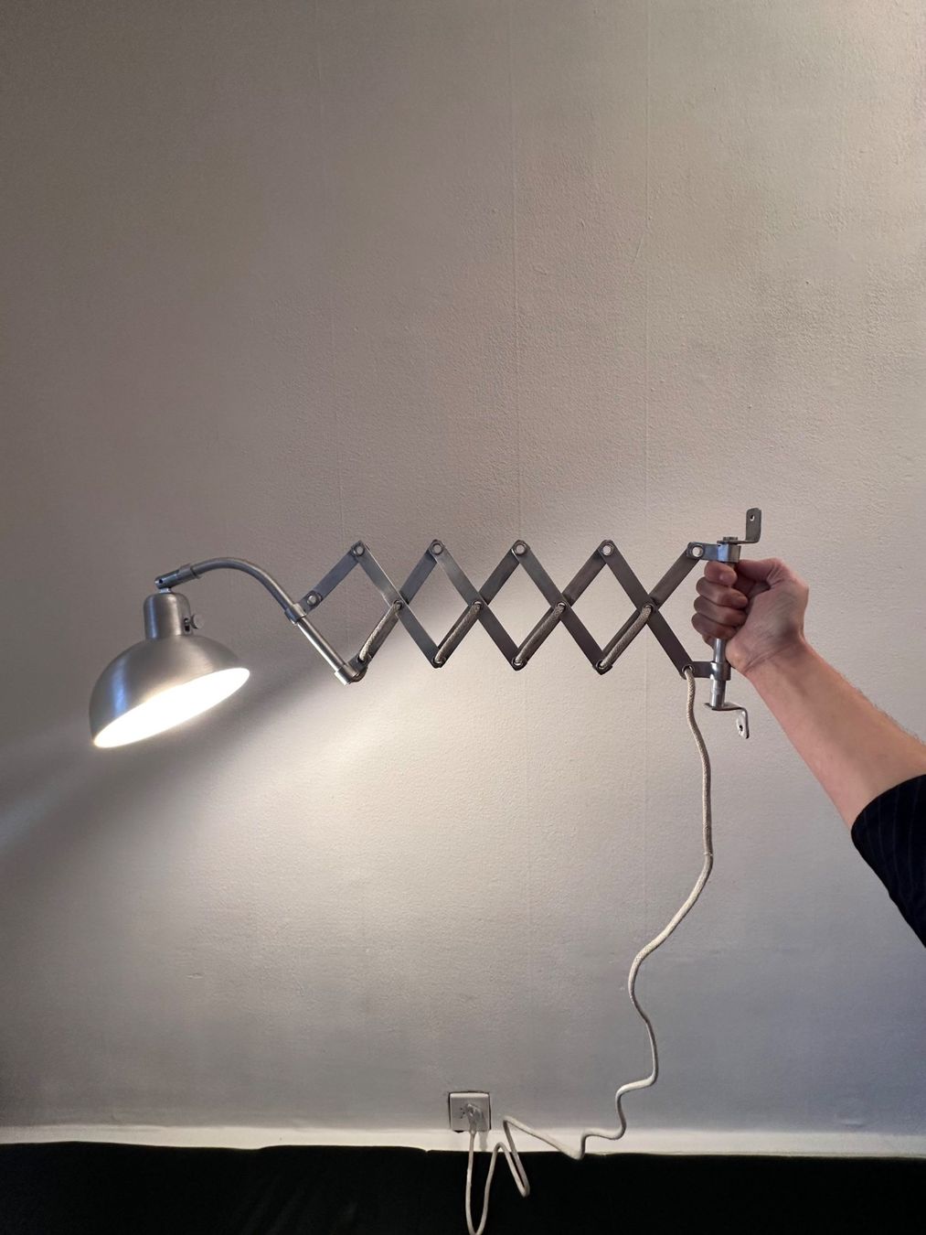 Lampade: Lampe murale accordéon en aluminium – Usato da Lausanne venduto da jul_v9ht 1
