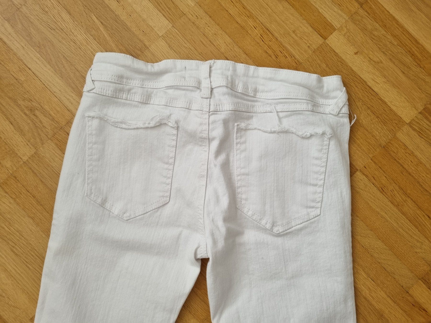 Jeans: Jeans weiss Gr. S/36 Schlaghose NEU – Neu und originalverpackt aus Zofingen von Felpa 2