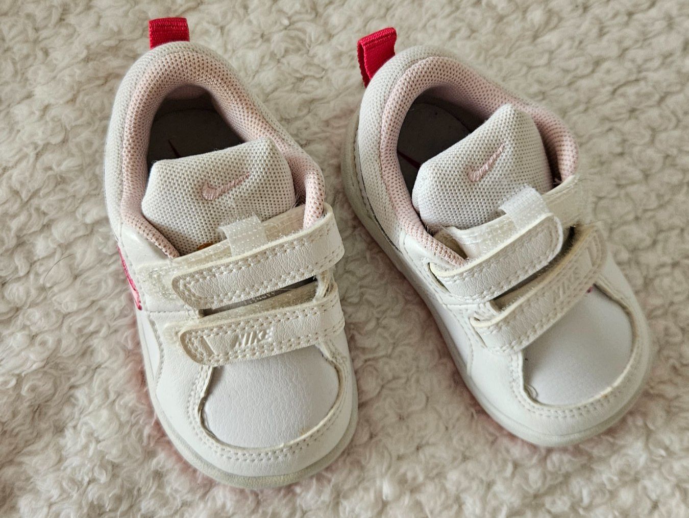 Nike Scarpe per ragazze: Nike baby sneakers – Usato da Affoltern am Albis venduto da Katarinushka 1
